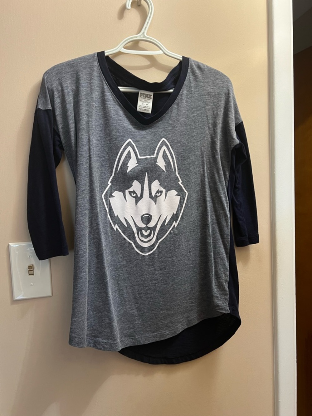 Victoria's Secret Grey & Navy Husky Raglan Tee